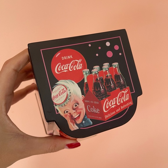 SOLD Vintage Coca-Cola Collectible Tin āHave a Cokeā - Picture 8 of 8